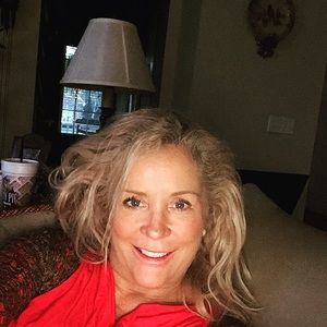 Meet your Posher, Joy